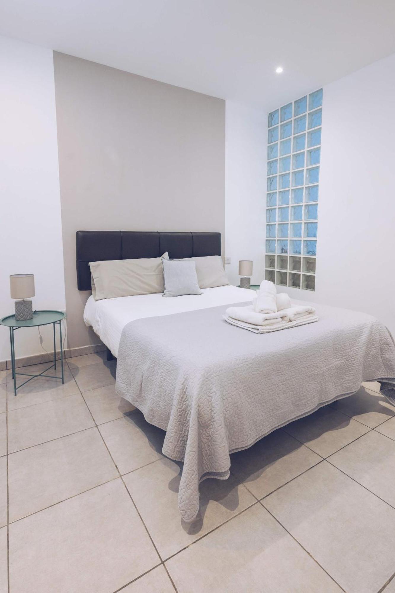 2Br In The Zoko Contemporary And Convenient Apartment ยิบรอลตาร์ ภายนอก รูปภาพ